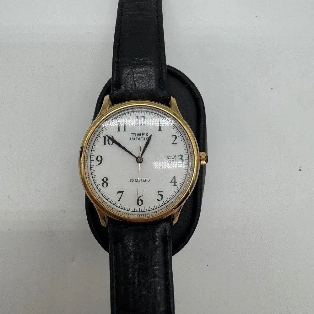 Timex Indiglo Easy Reader Gold Tone White Dial Black Leather Watch 30M T66